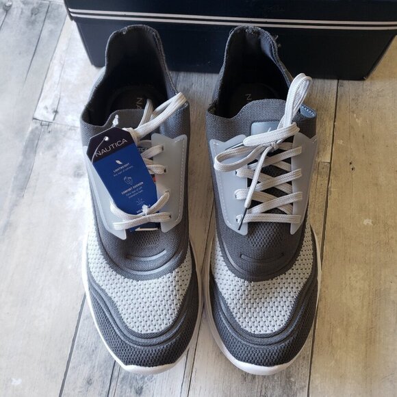 NWT - Nautica NavTech Comfort Insole  Lightweight Grey Lace Up Joggers - Size 10 - Picture 1 of 6